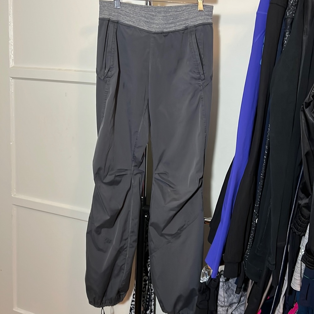 Lululemon pant 6